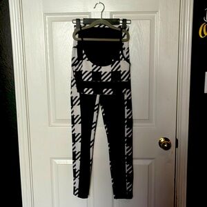 Beach Riot Black and White Plaid Workout Set size small